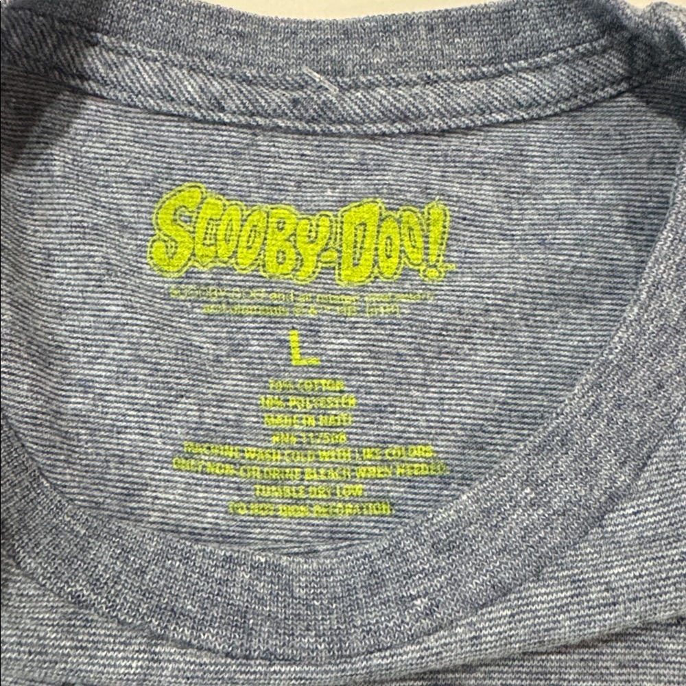 Scooby-Doo Graphic T-Shirt Gray Short Sleeve Size L Unisex - Picture 3 of 4